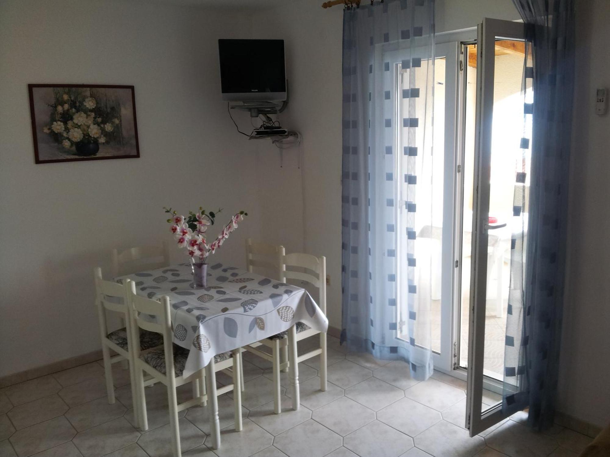 Apartments "Sea View" Miki & Ivana Bol Rom bilde